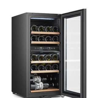 Adler  vitrina za vino 60L dvojna hladilna cona AD8080